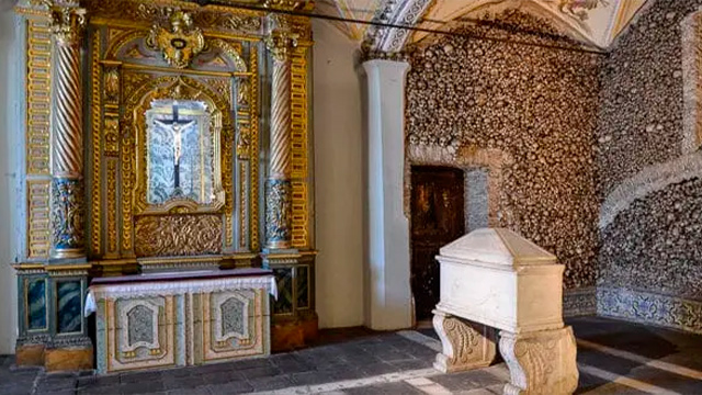 Capela dos Osssos