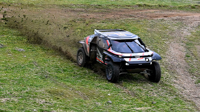 S&eacute;bastian Loeb mostra-se satisfeito com a sua presta&ccedil;&atilde;o este s&aacute;bado no bp Ultimate Rally-Raid Portugal